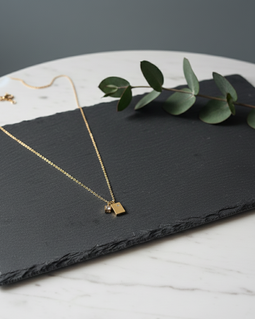 luxe-minimalist-tag-necklace-anti-tarnish-chain
