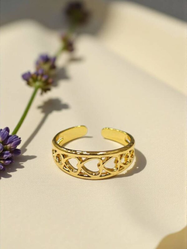 Eternal Love Filigree Ring – Anti-Tarnish Open Heart Ring