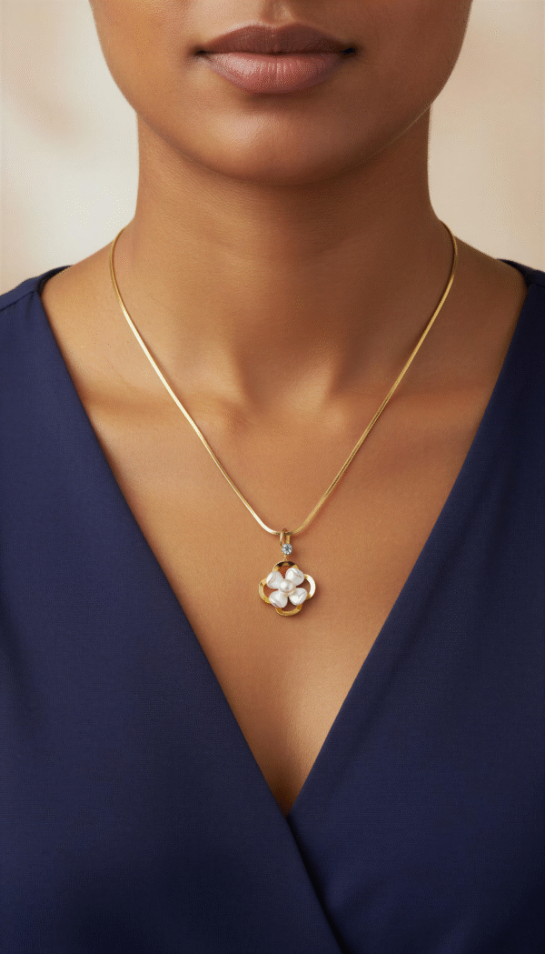 Elegant Pearl Blossom Necklace. Anti Tarnish.