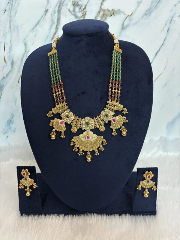 Emerald Radiance Antique Temple Short Haram Set