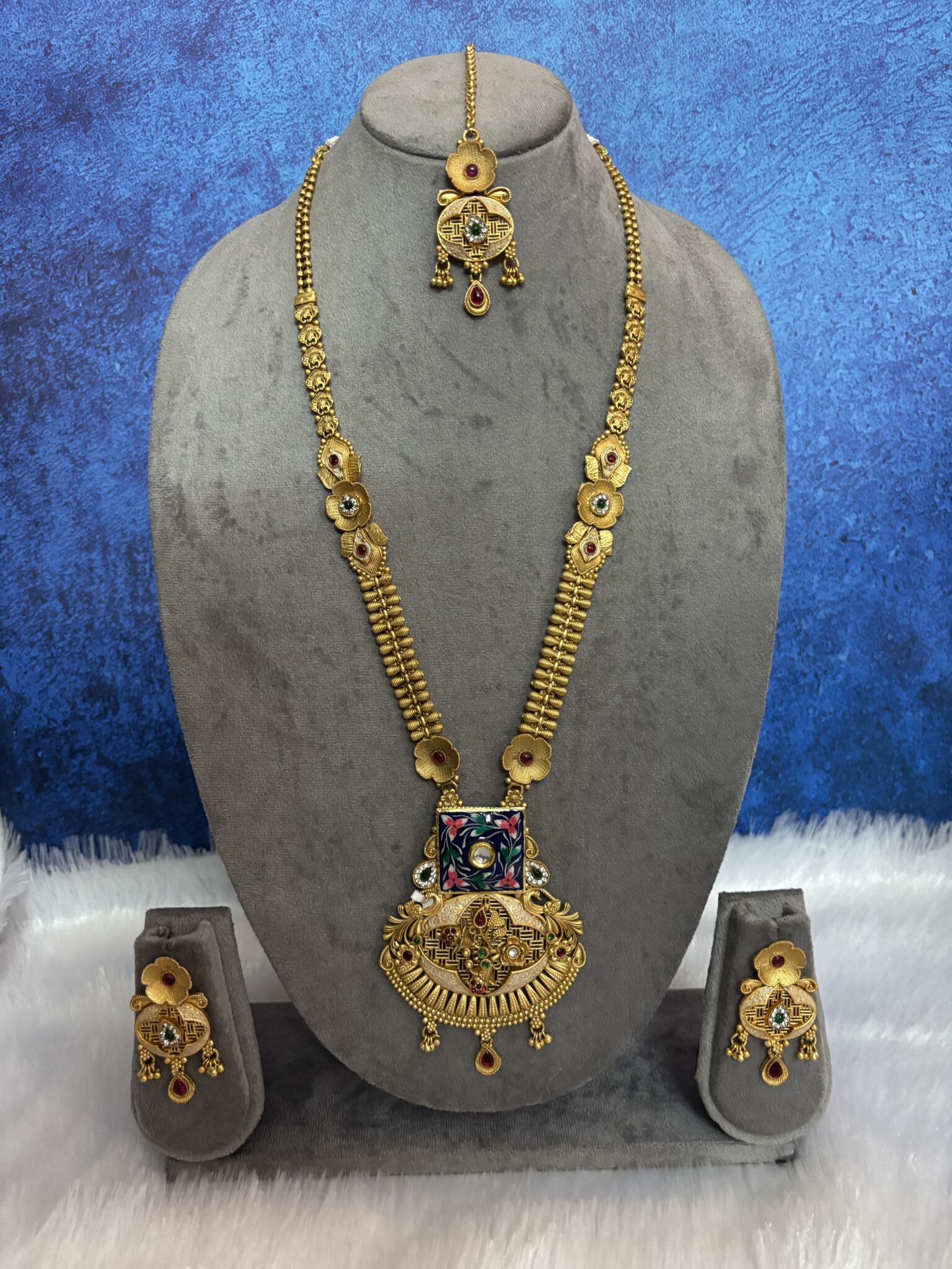 enamel-blossom-antique-temple-haram-set