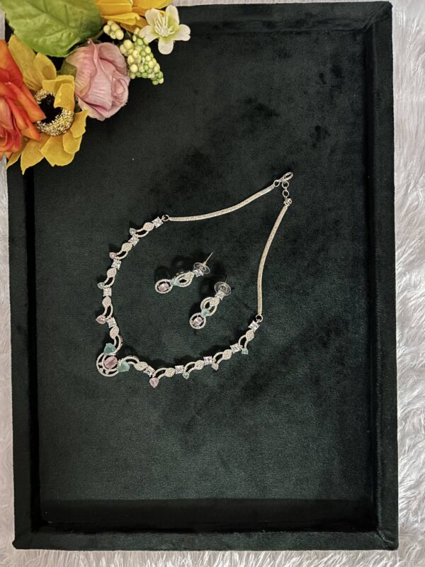 Pastel Crystal Wave Necklace Set