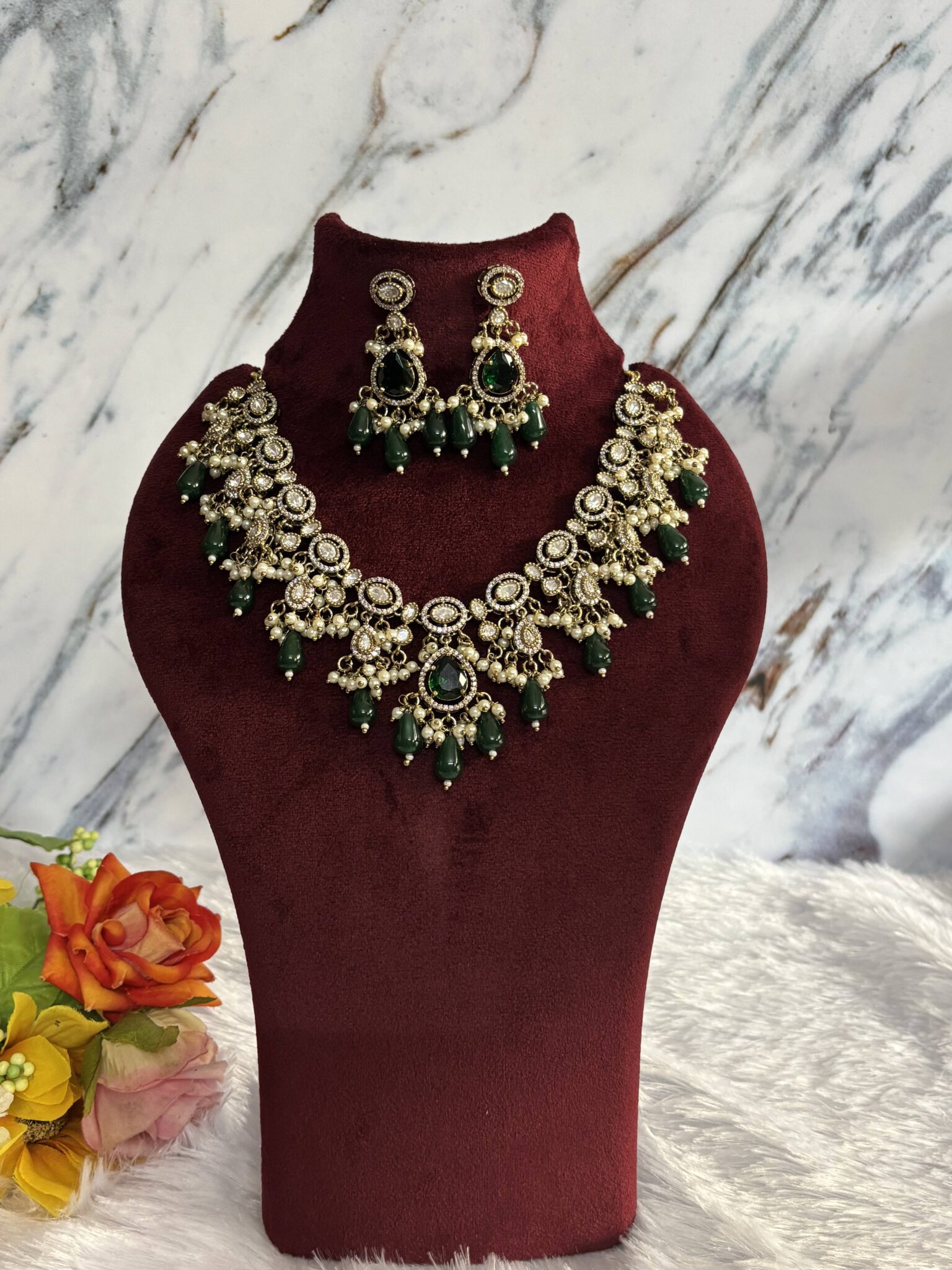 emerald-royal-polki-necklace-set