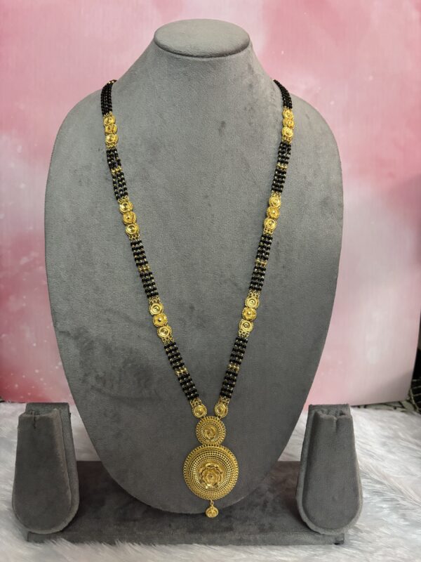 Divya Chakra Mangalsutra - 2gm Gold