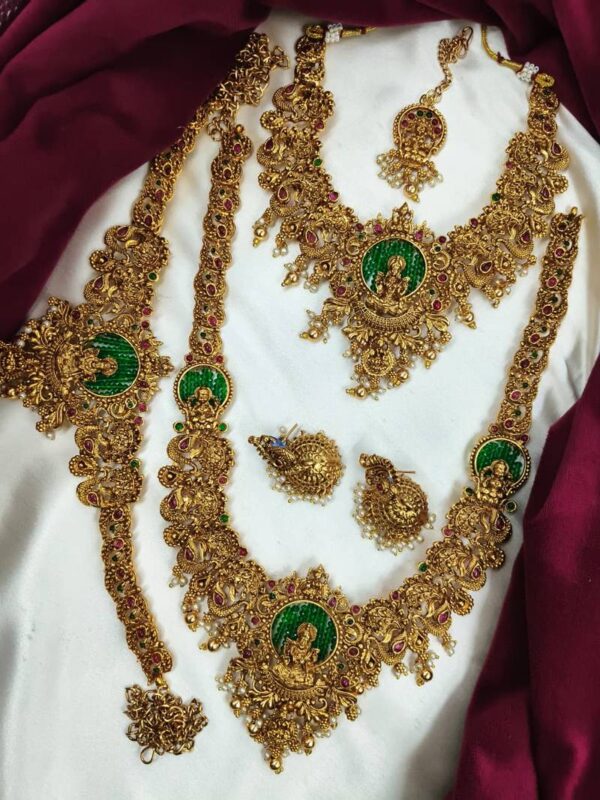 Emerald Lakshmi Antique Bridal Jewellery Set